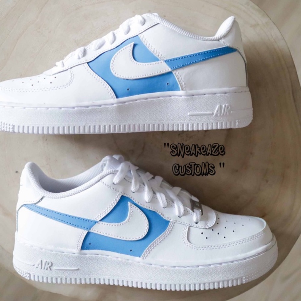 NWT Blue Rare Custom Nike Air Force 1 - Picture 2 of 3